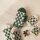 Sandnes Garn Christmas Tree Mittens 24_5 Strickanleitung in Deutsch